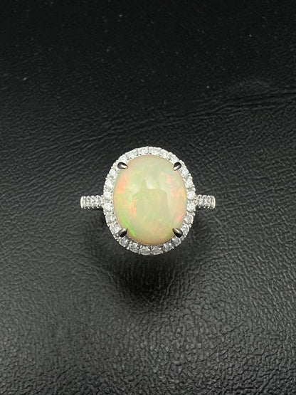 Natural Opal 3.09ct Ring