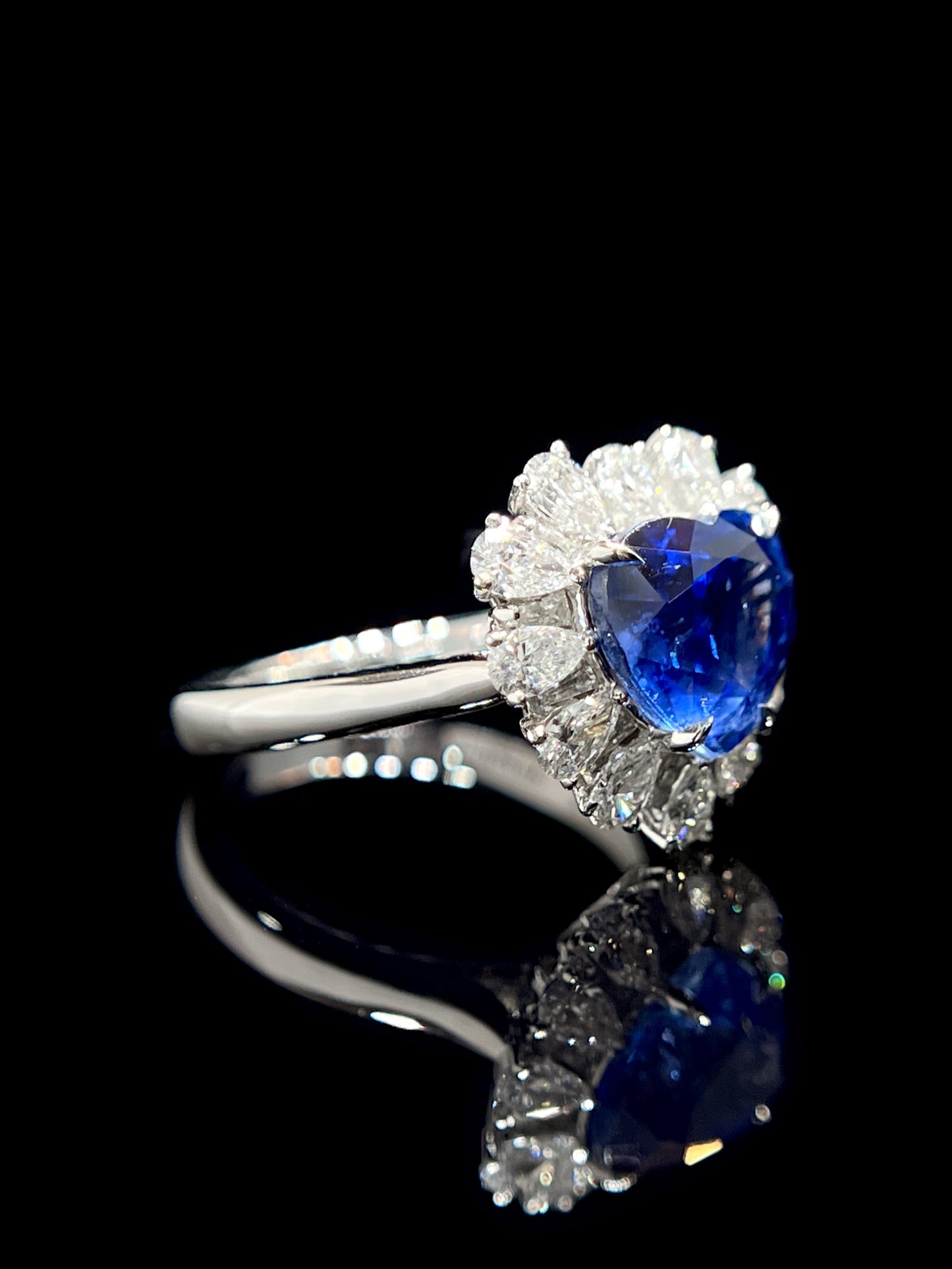 Natural Blue Sapphire 3.57ct Ring